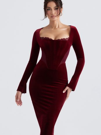 Robe Venlour mi-longue en dentelle